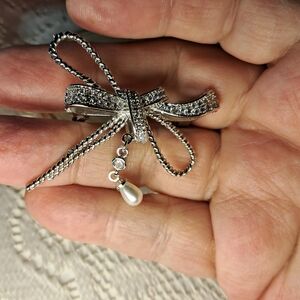 Dainty Ribbon Bow Silvertone Brooch w/ Pearl Drop
